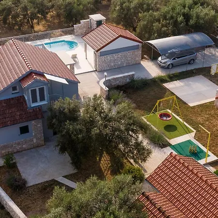 Barbara - Olive Paradise, With Chlorine-free Pool Vila *