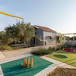 Barbara - Olive Paradise, With Chlorine-free Pool * 尼亚卢卡