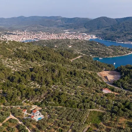 Villa Barbara - Olive Paradise, With Chlorine-free Pool