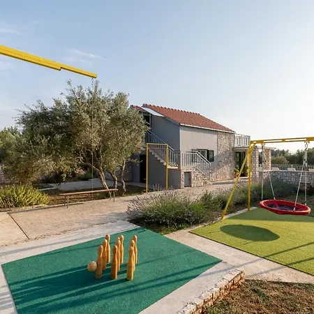 Barbara - Olive Paradise, With Chlorine-free Pool * Vela Luka