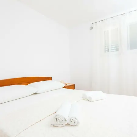 Barbara - Olive Paradise, With Chlorine-free Pool Villa