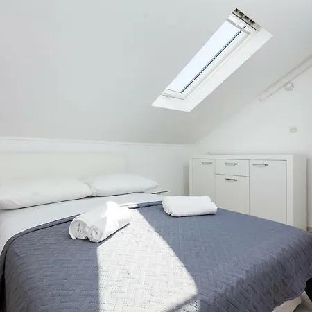 Barbara - Olive Paradise, With Chlorine-free Pool *