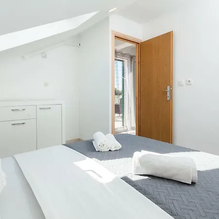 Barbara - Olive Paradise, With Chlorine-free Pool Villa Vela Luka