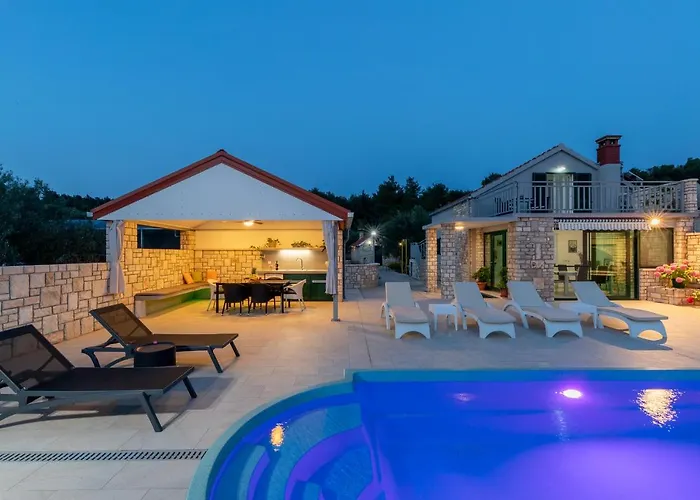 Barbara - Olive Paradise, With Chlorine-free Pool