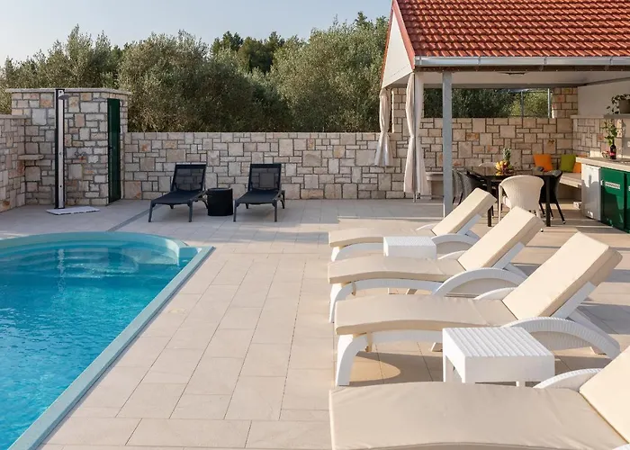 Barbara - Olive Paradise, With Chlorine-free Pool 别墅 *