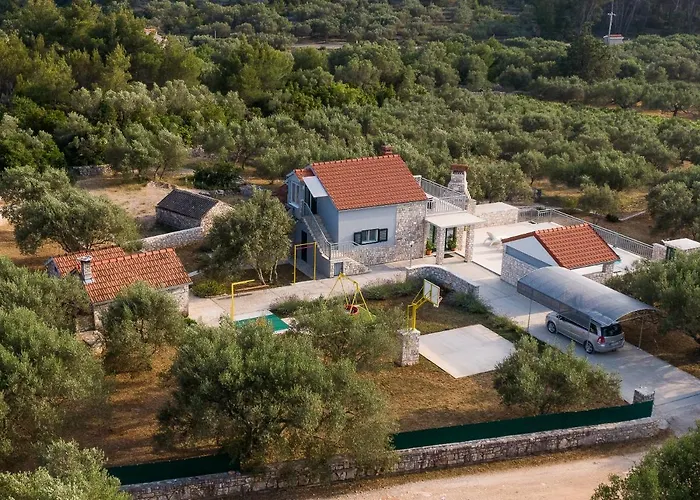 Barbara - Olive Paradise, With Chlorine-free Pool *