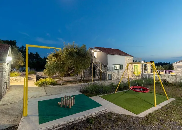 Barbara - Olive Paradise, With Chlorine-free Pool 别墅 尼亚卢卡