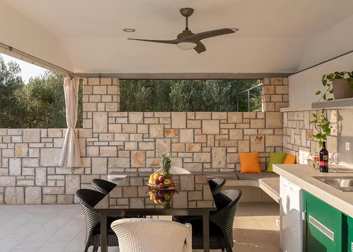 Barbara - Olive Paradise, With Chlorine-free Pool * 尼亚卢卡