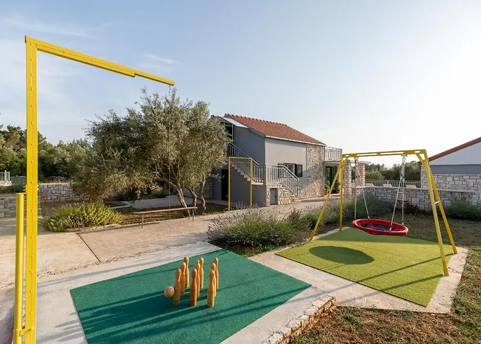 Barbara - Olive Paradise, With Chlorine-free Pool * 尼亚卢卡