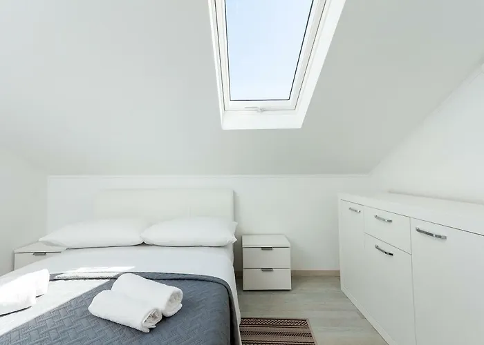 Barbara - Olive Paradise, With Chlorine-free Pool *